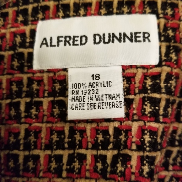 Jacket - Picture 2 of 4